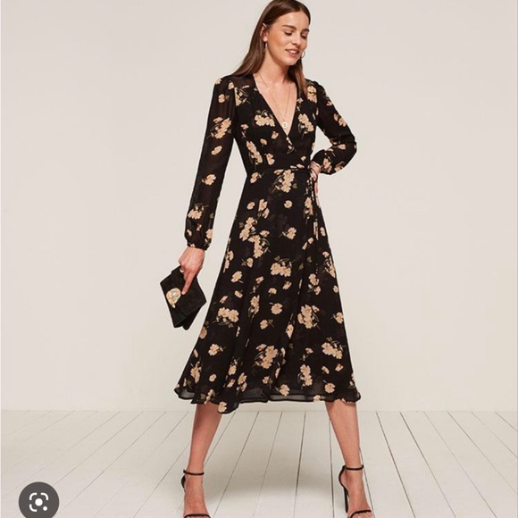 Chelsea Wrap Dress- Reformation - Picture 2 of 9